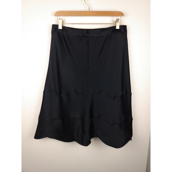 Georgio Armani 100% Silk Black Knee Length Skirt Unique stitching Size 46 NEW - Picture 2 of 9